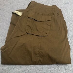 Eddie Bauer Women's Brown Capris
